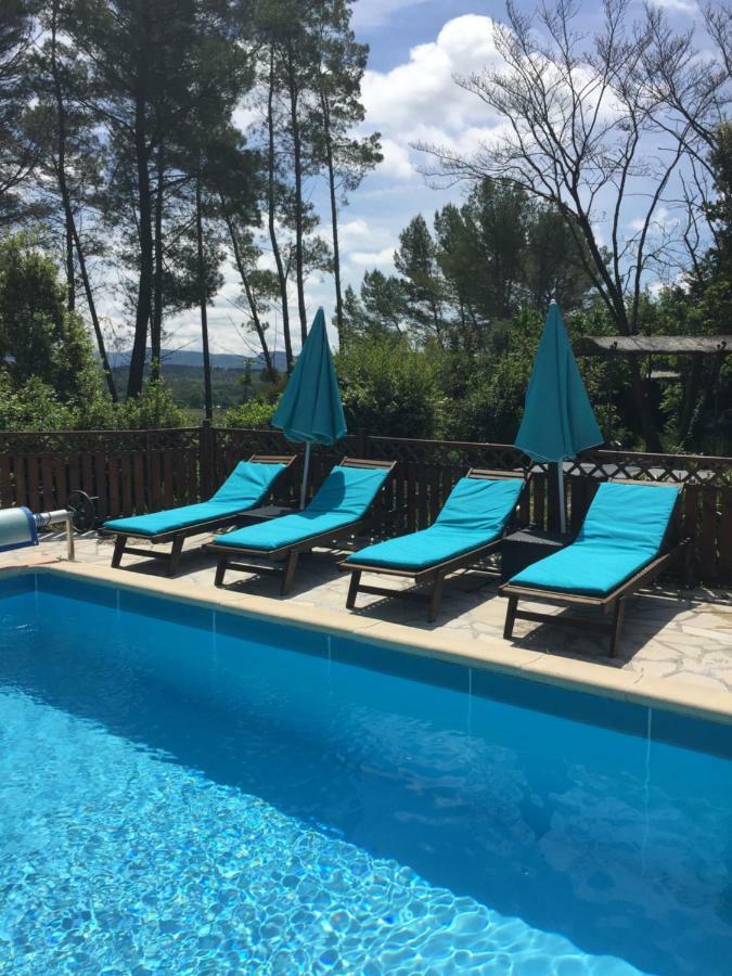 Bed and Breakfast La Douceur D'Un Jardin Callas Exterior foto